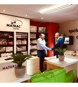 Naturtex márkabolt lett a Matrackuckó