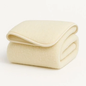 Magic gyapjú takaró fehér háttérrel